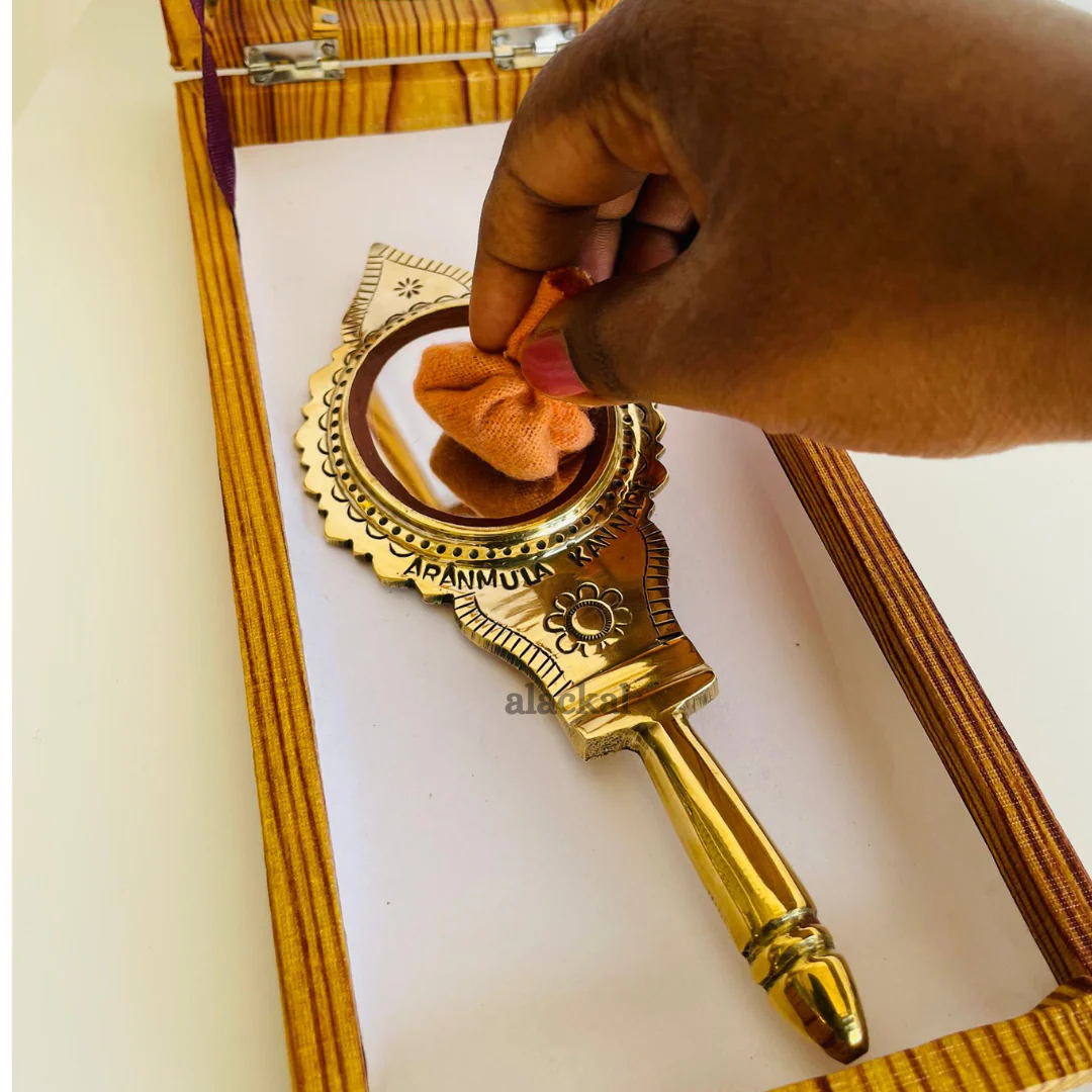 ARANMULA KANNADI ( METAL MIRROR ) | VALKANNADI FOR VISHUKANI - Image 6