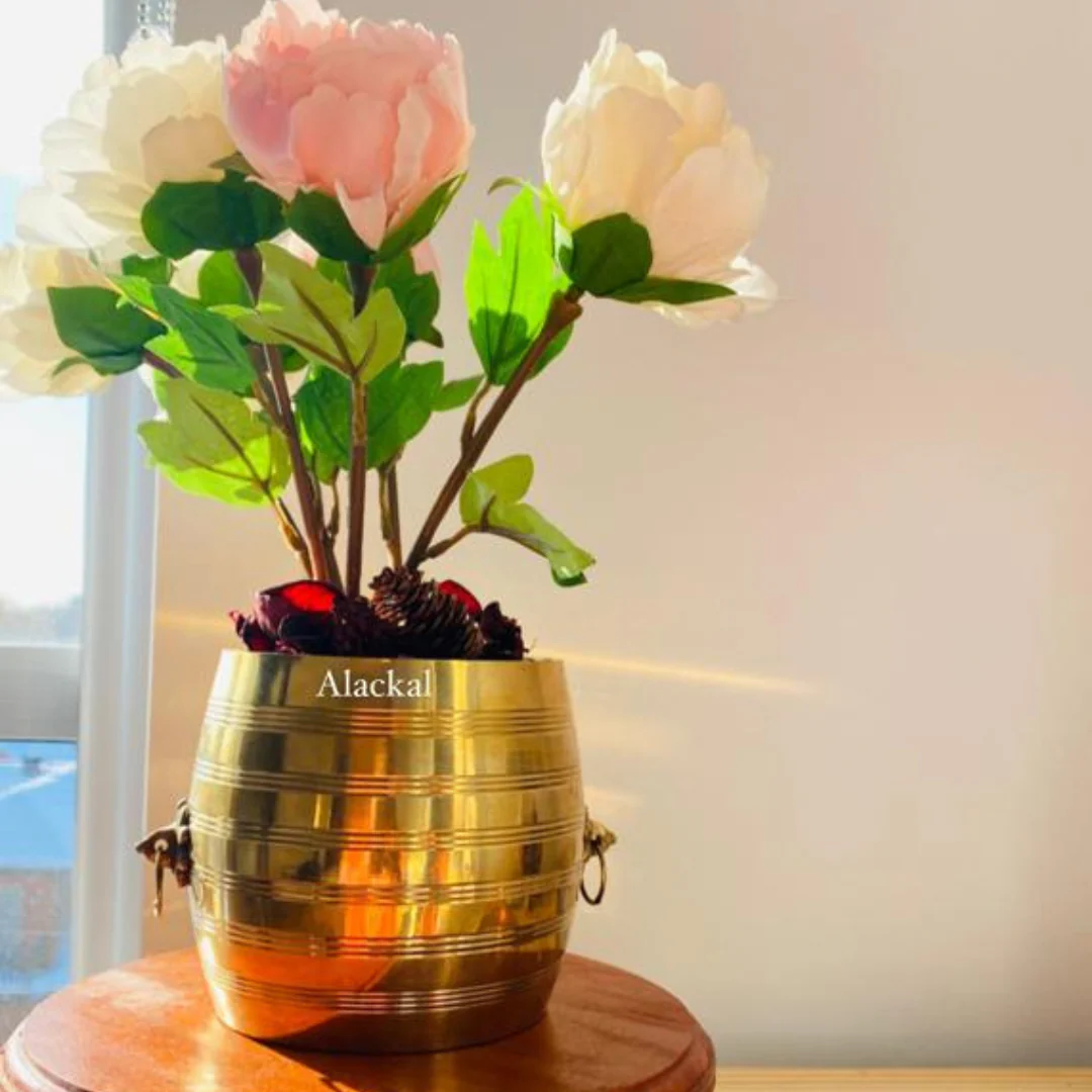 BRASS NIRAPARA ( FLOWER VASE ) - Image 3