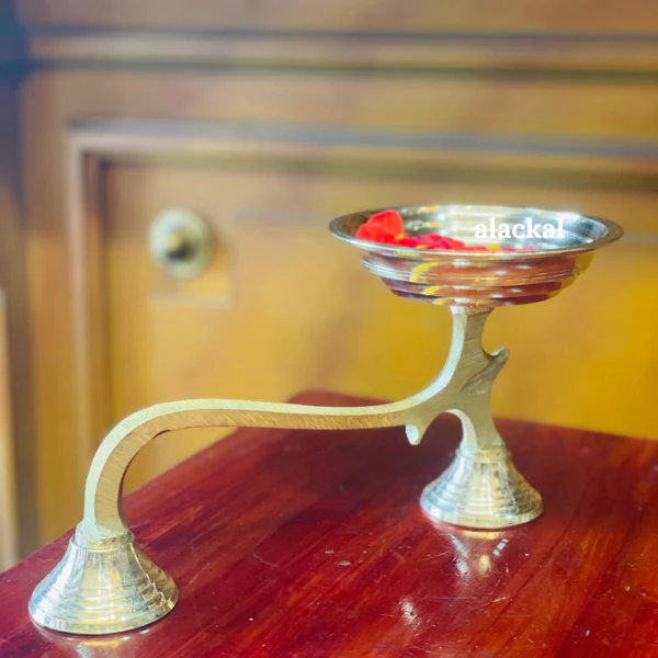 HANDMADE BRONZE CAMPHOR HOLDER WITH LONG HANDLE FOR DEEPARADHANA | TEMPLE ARATI - Image 3