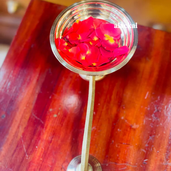 HANDMADE BRONZE CAMPHOR HOLDER WITH LONG HANDLE FOR DEEPARADHANA | TEMPLE ARATI - Image 5