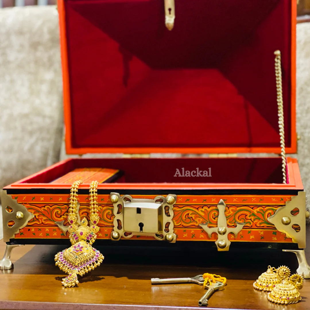 TRADITIONAL HANDCRAFTED NETTURPETTI ( WOODEN JEWEL BOX ) | AAMADAPETTI | ABHARANAPETTI WITH TWO KEYS - Image 4